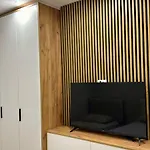 Modern With Kitchen Apartamento