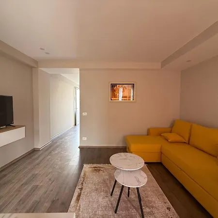 Modern With Kitchen Apartmán